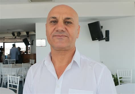လူမှုဗေဒပညာရှင် Azad Barış- İmamoğlu သည် Kurdish Generation Z နှင့် Kurdish ရှေးရိုးစွဲဝါဒီများ နှစ်ခုလုံးကို လွှမ်းမိုးထားသည်။